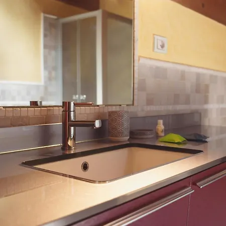 לינה וארוחת בוקר La Rasora